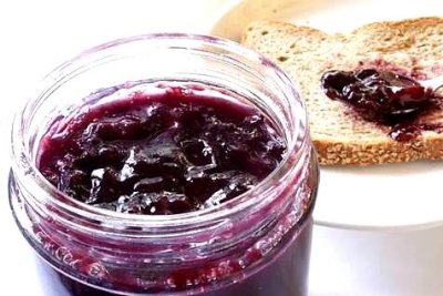 Homemade Spiced Plum Jam